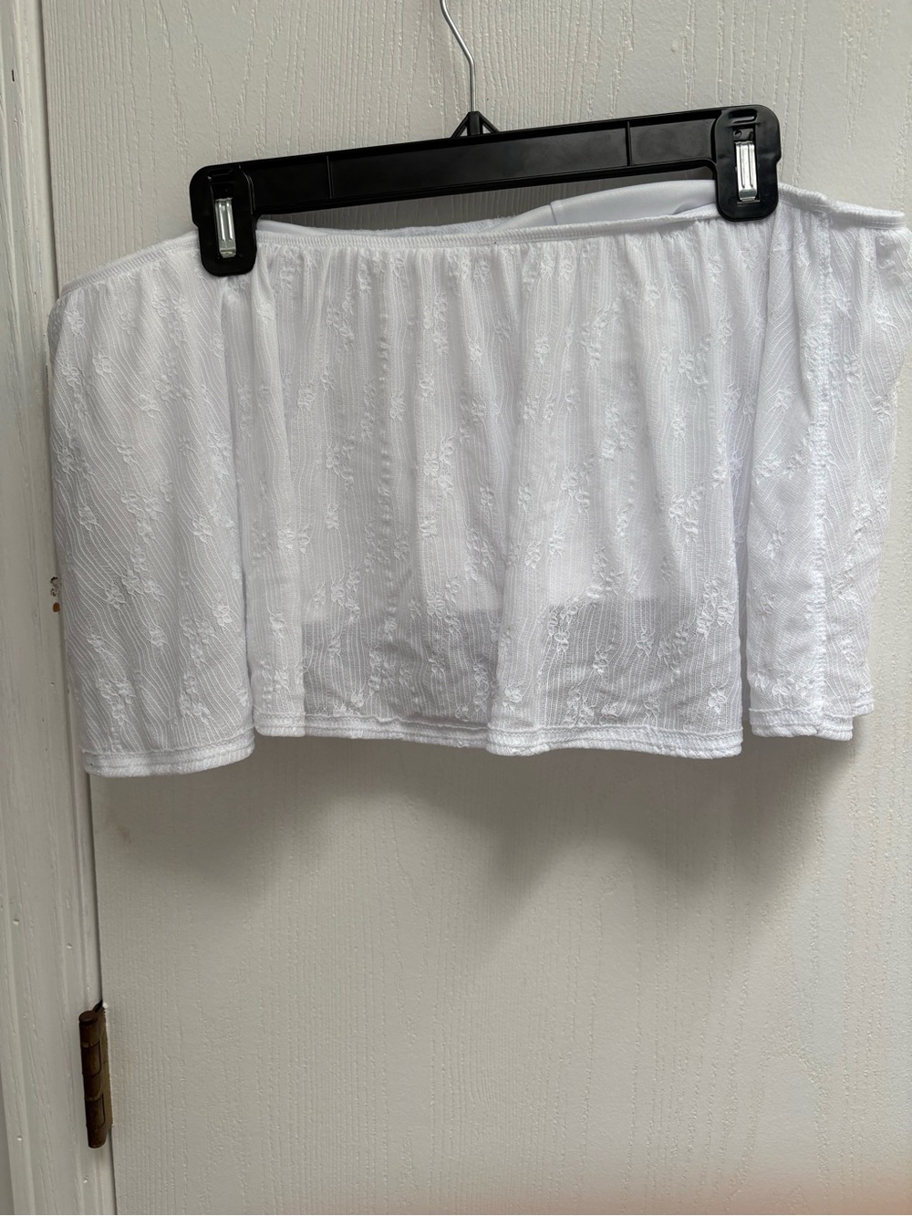 No Boundaries White Lace Mini Skirt - with shorts! Summer staple!